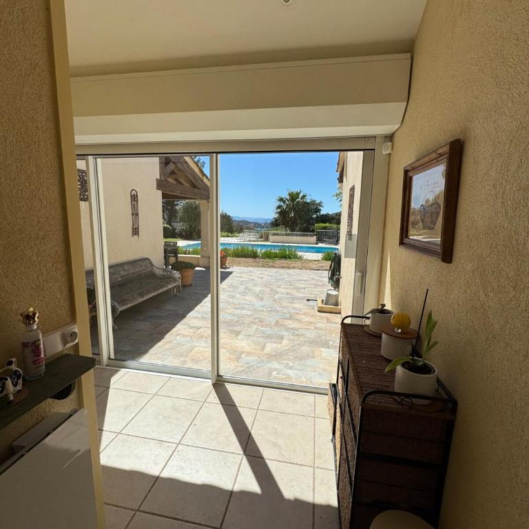 Exclusive Authentic Riviera Villa - Private Pool, Pétanque Court, Panoramic Mediterranean Sea & Estérel Mountain Views - Villa mit privatem Pool - 97