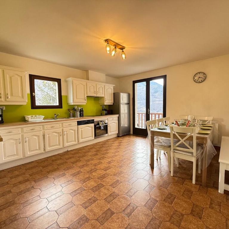 Duplex 15 Pers-Proche Grands Cols-Garage - Appartement - 18