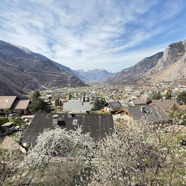 Duplex 15 Pers-Proche Grands Cols-Garage - Appartement - 34