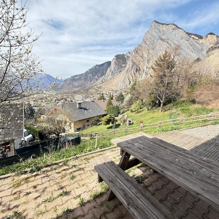 Duplex 15 Pers-Proche Grands Cols-Garage - Appartement - 38
