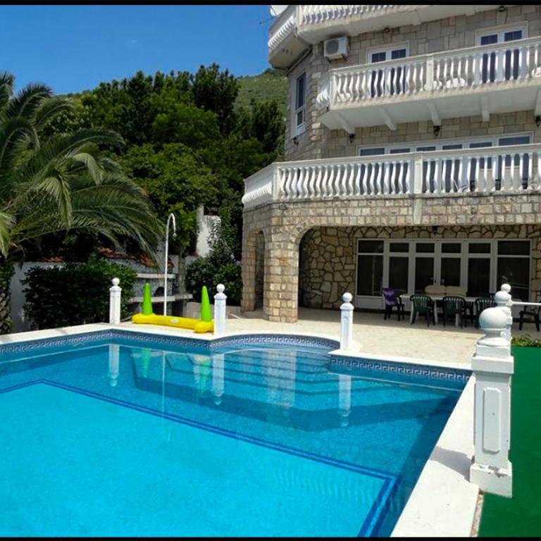 Villa VIktoria - Villa with Private Pool - 9