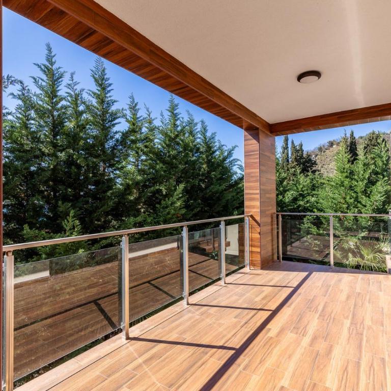 Sunny Peach Villa - Two-Bedroom Apartment - 25