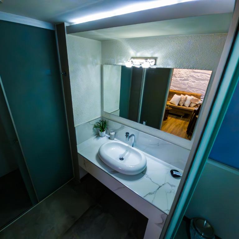 Melody Apartments ubicada en el Centro de Santa cruz - Edificio Fiori - Apartamento de 1 dormitorio - 14