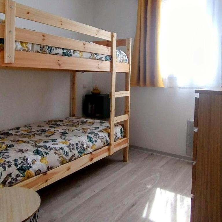 Maison cosy au bord du canal, piscine et parking - Ferienhaus - 7