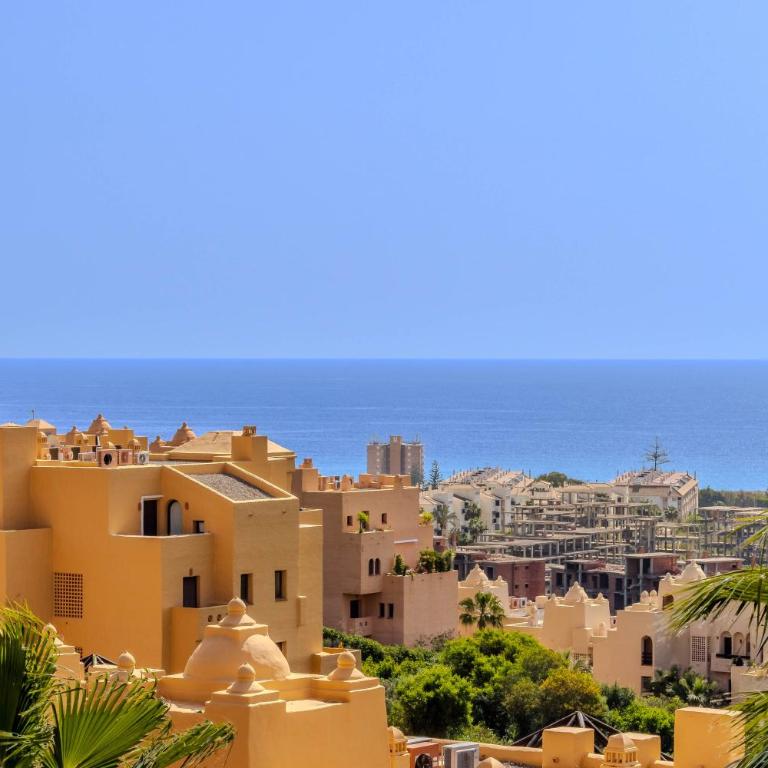 Relájate en la terraza más bonita de Manilva - Apartamento de 2 dormitorios - 8