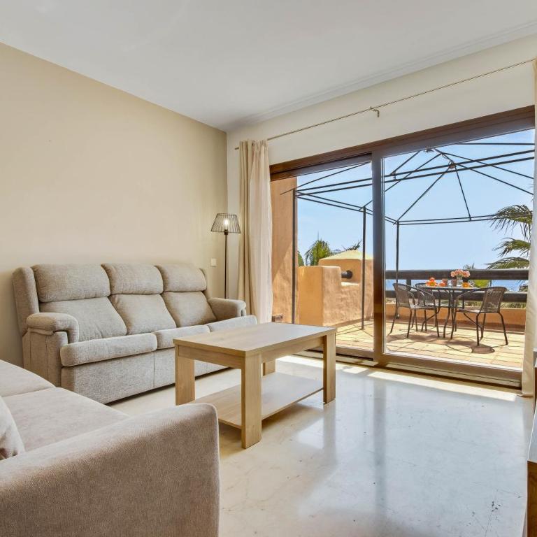 Relájate en la terraza más bonita de Manilva - Apartamento de 2 dormitorios - 17