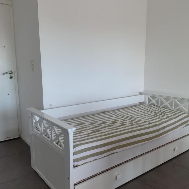 Departamento LA FAMILIA con Cochera segundo piso x escaleras - Apartamento de 1 dormitorio - 6