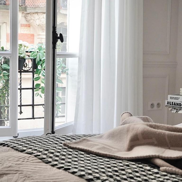 Splendid Artist Apartment 2P - Appartement - 27