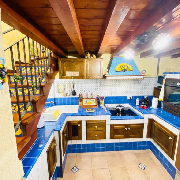 Home sweet home - One-Bedroom Apartment - 1