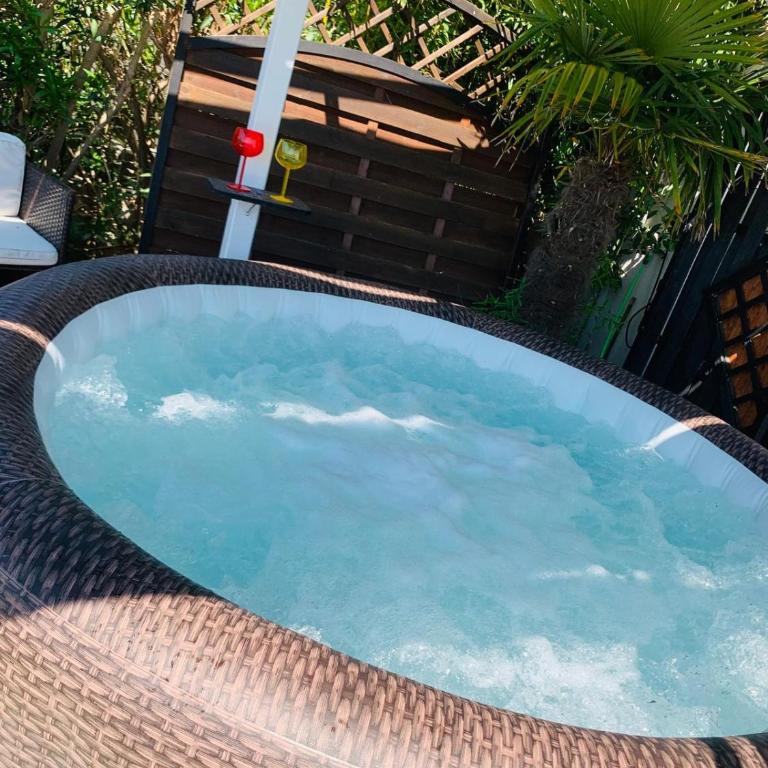 Villa NYVIONI, proche de la mer, avec piscine et SPA - Casa con 2 Camere da Letto - 26