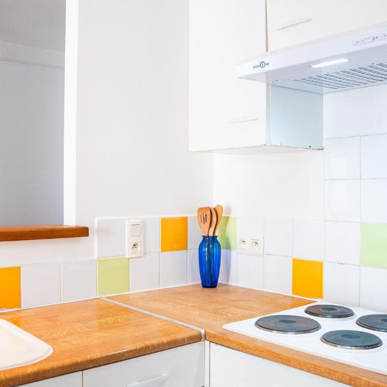WonderHost, spacieux et calme en cœur de ville - Appartement 2 Chambres - 12