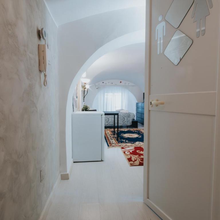 Al Sottosopra - Appartamento Monolocale con 1 Letto Matrimoniale - 17