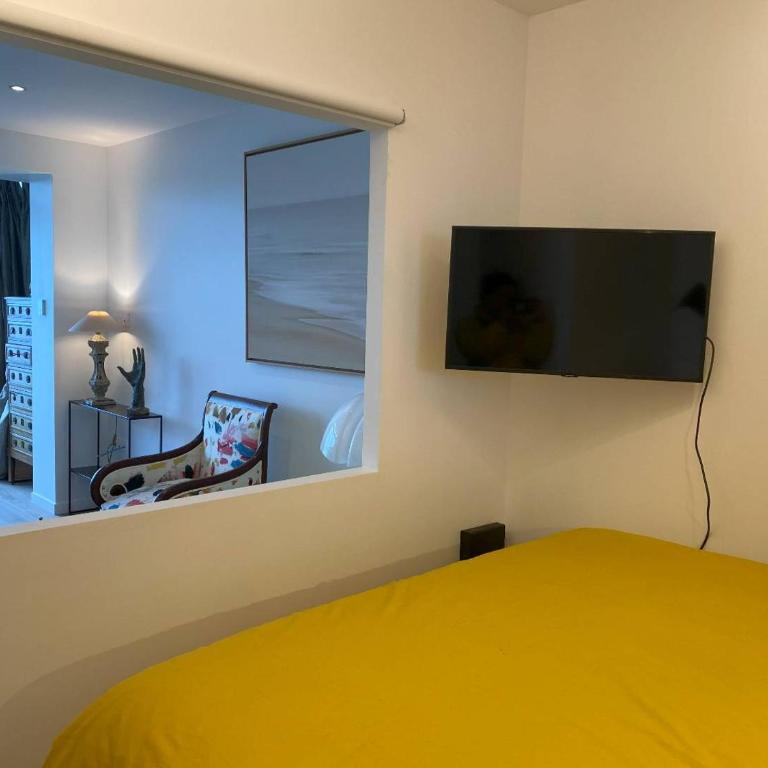 Appartement rénové avec jardin, WIFI, parking à 750m de la plage à Perros-Guirec - FR-1-368-452 - Apartment - 7