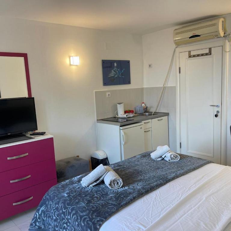 Apartments Adria - Studio - 12