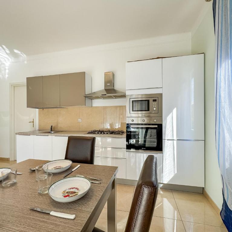 Meridiana Central - Appartamento con 2 Camere da Letto - 9