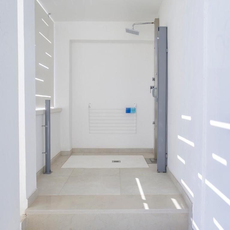 Lo Scirocco - One-Bedroom Apartment - 6
