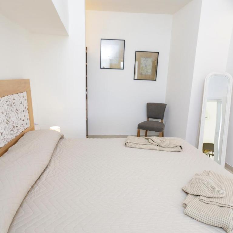 Lo Scirocco - One-Bedroom Apartment - 9