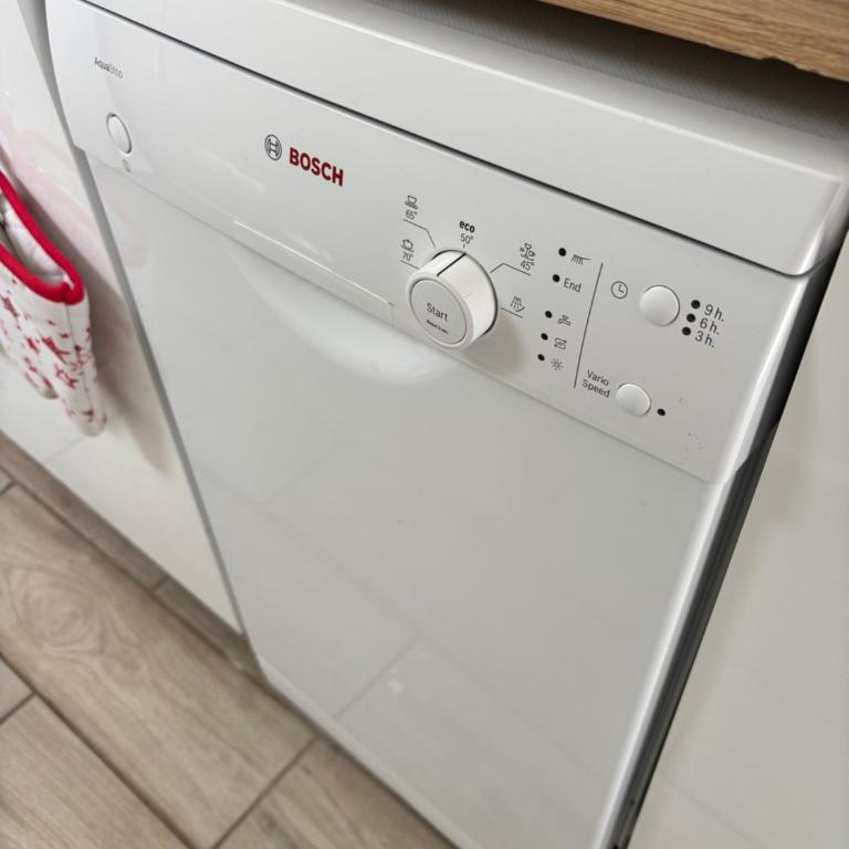 Appartement calme centre village avec jardin parking et wifi fibre - Appartamento con 1 Camera da Letto - 32