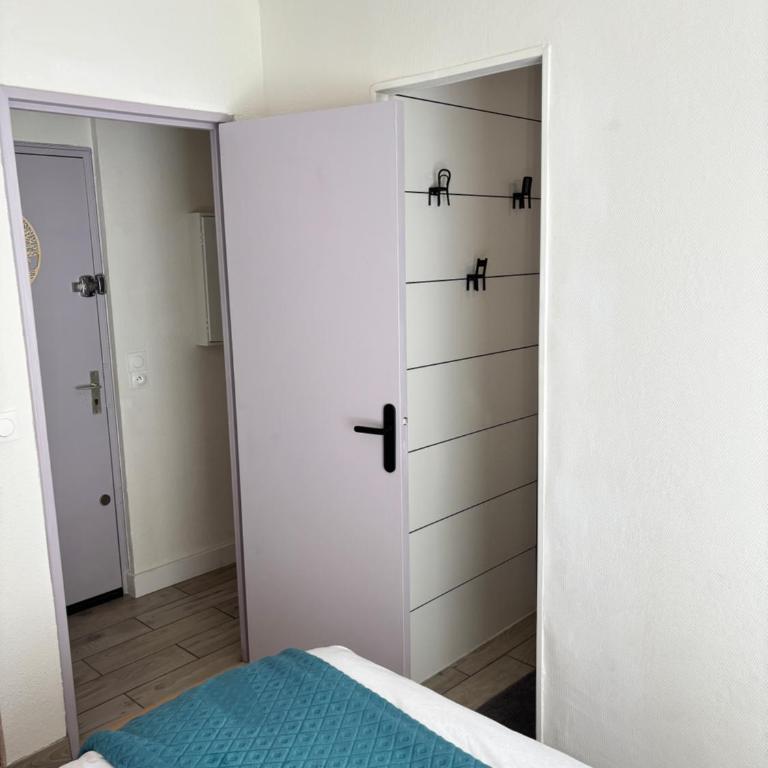 Appartement calme centre village avec jardin parking et wifi fibre - Appartamento con 1 Camera da Letto - 34
