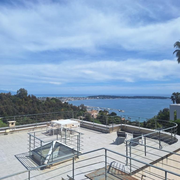 Cannes-SuperCannes-GolfeJuan--VILLA ALAMP--Piscine--Vue mer exceptionnelle - Villa avec Piscine Privée - 58