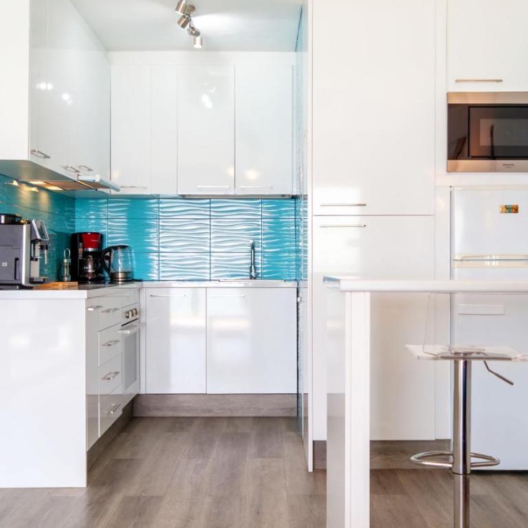 Malibu Dreams 2 Bedroom Apartment - Two-Bedroom Apartment - Oceanfront - 23