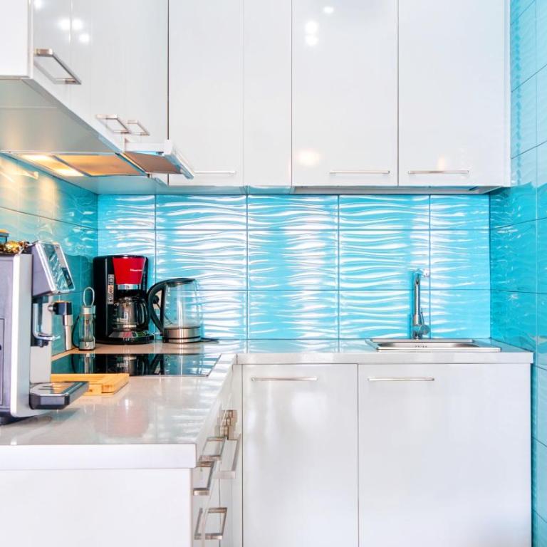 Malibu Dreams 2 Bedroom Apartment - Two-Bedroom Apartment - Oceanfront - 21