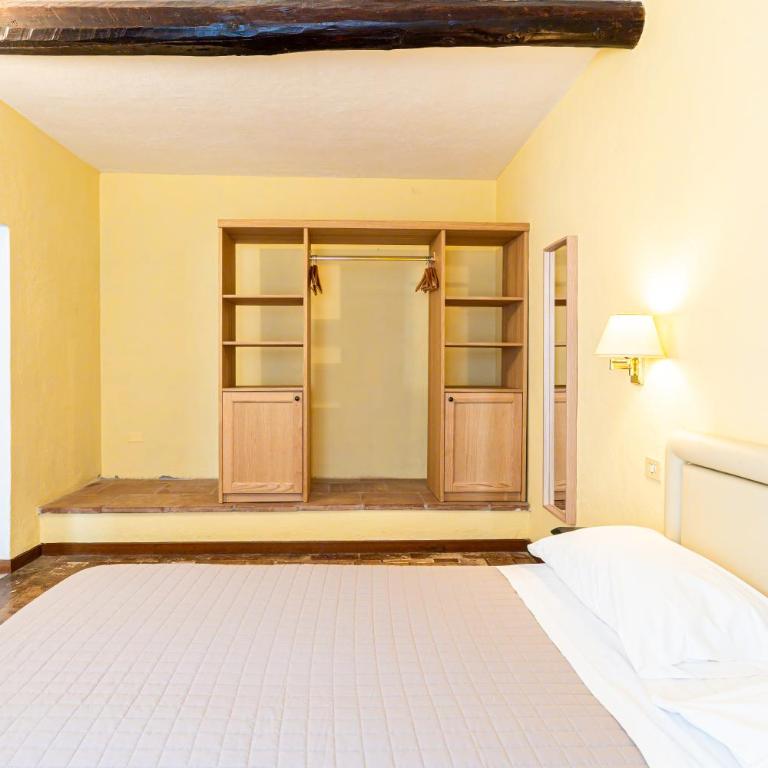 Hotel Pescille Country House by Double Hospitality - Camera Tripla Classic - 2