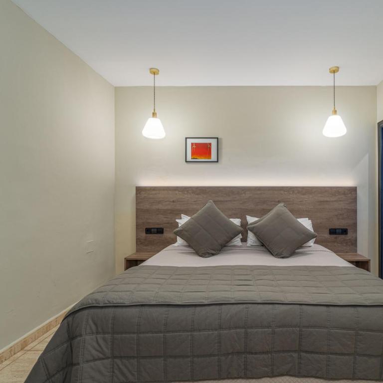 Hotel Montmar - Habitación Doble Estándar - 1 o 2 camas - 10