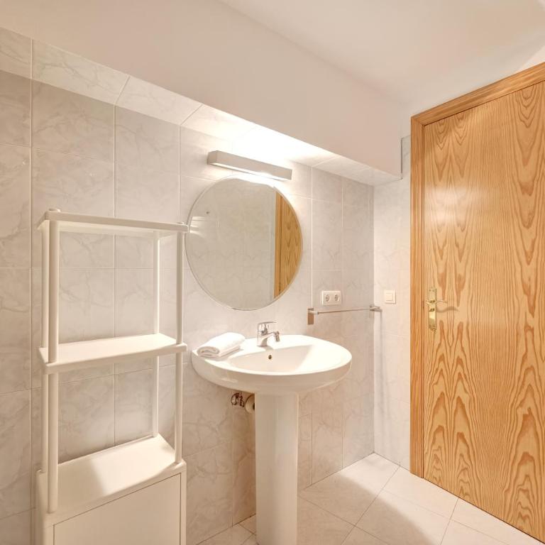 Apartamento Recoletas by Clabao - Two-Bedroom Apartment - 21