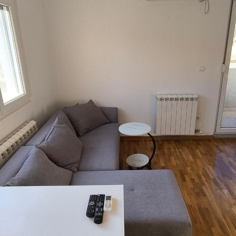 Apartment for a day, Zemun, Altina, two bedrooms - Apartman sa 1 Spavaćom Sobom - 8