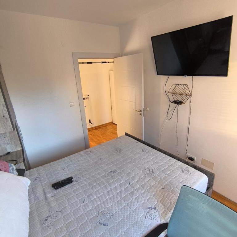 Apartment for a day, Zemun, Altina, two bedrooms - Apartman sa 1 Spavaćom Sobom - 25