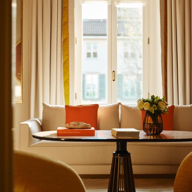 Four Seasons Hotel Milano - Suite Fresco con Letto King-Size - 4