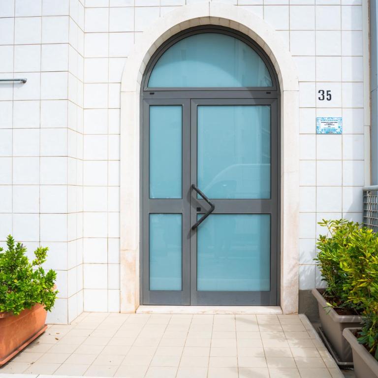 Sisters in law blue house - Two-Bedroom Apartment - 1