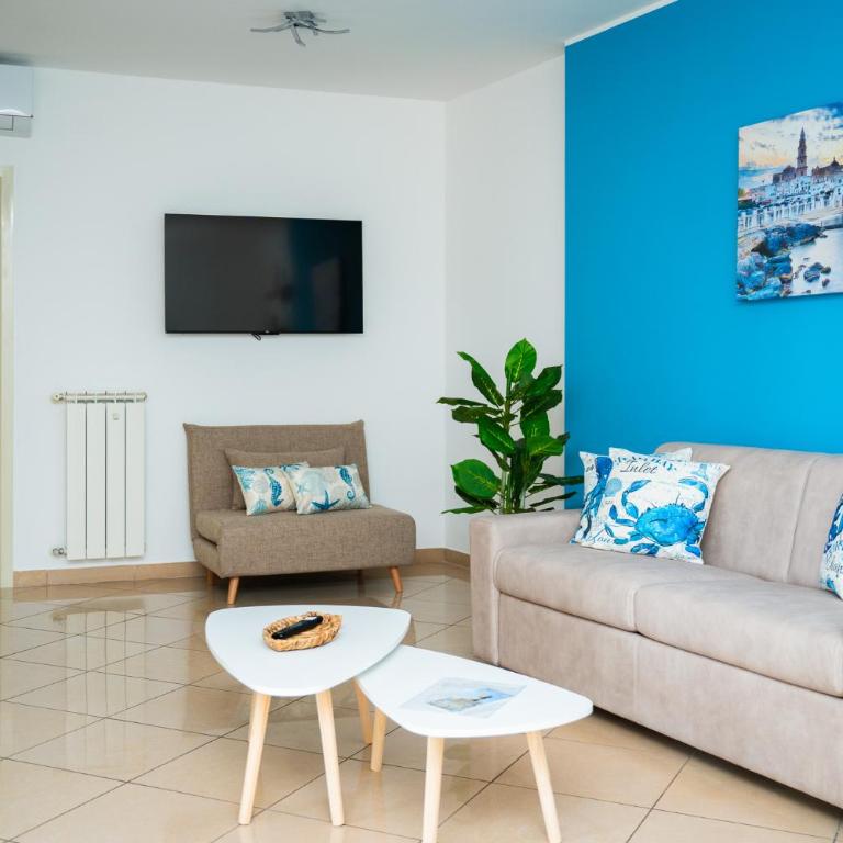 Sisters in law blue house - Two-Bedroom Apartment - 8