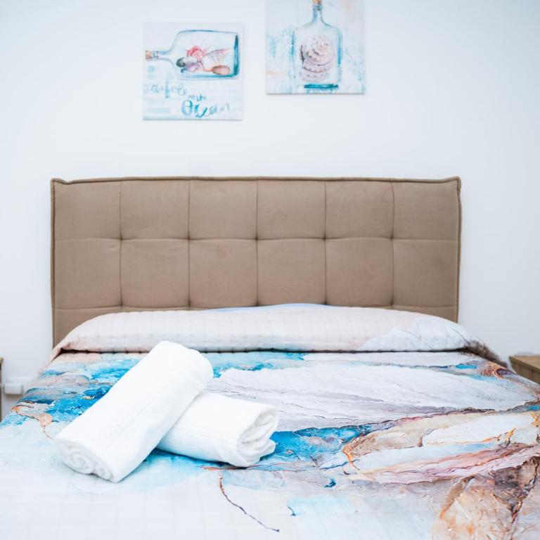Sisters in law blue house - Two-Bedroom Apartment - 15