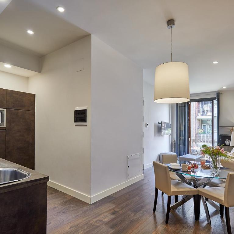 BBarcelona Rogent Flats - Two-Bedroom Apartment - 21