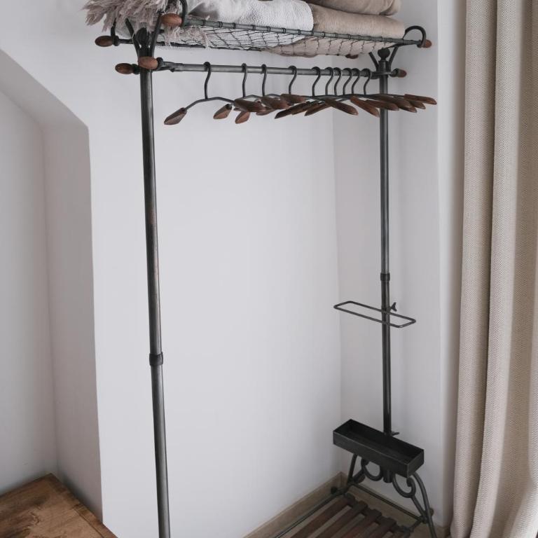 Central Savona - Double or Twin Room with Balcony - 4
