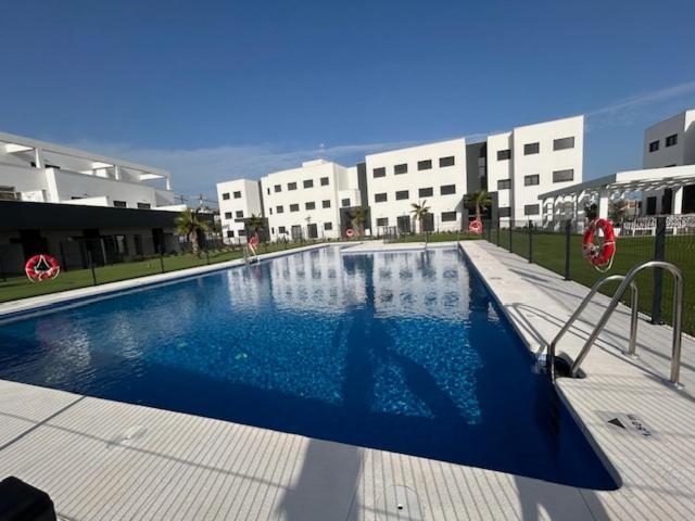Beautiful brand new - Estepona beach side apartment - Apartamento de 2 dormitorios - 11