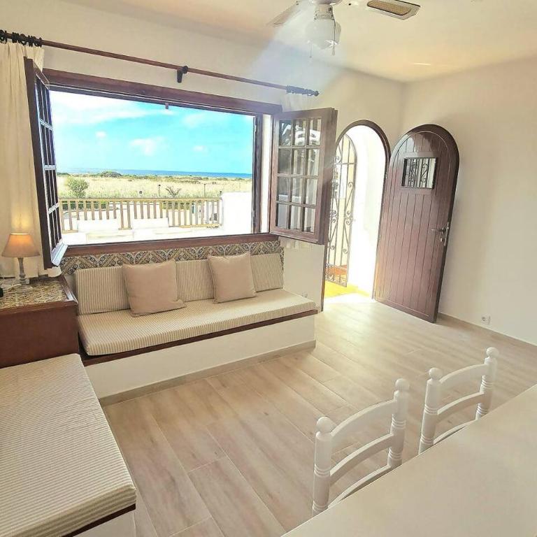 Apartamento con terraza y vistas al mar en Son Bou - Two-Bedroom Apartment with Balcony and Terrace - 14