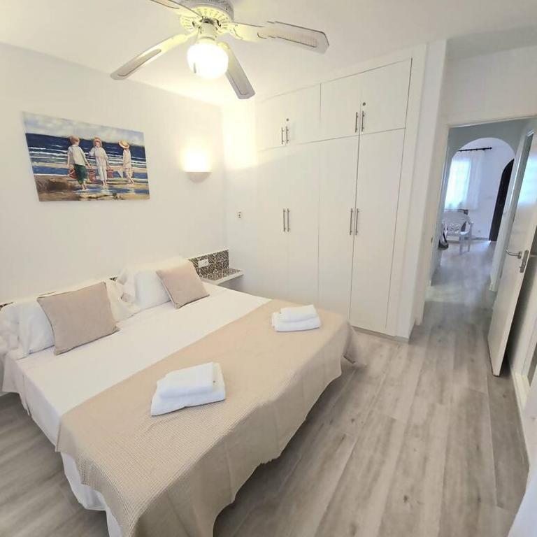 Apartamento con terraza y vistas al mar en Son Bou - Two-Bedroom Apartment with Balcony and Terrace - 17