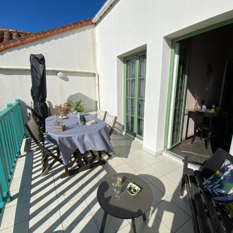 Djiiméé, Piscine & vue apaisante sur Golf, 5 pers - Apartment mit 2 Schlafzimmern - 3