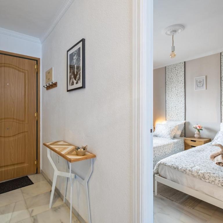 Cozy & Family-friendly - La Paloma Park - Two-Bedroom Apartment - 17
