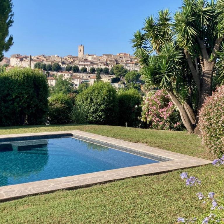 La Marjalou à Vence avec piscine & grand jardin - Villa - 15