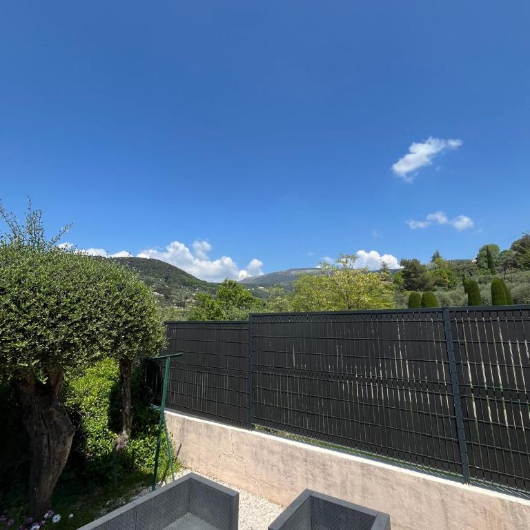 Villa au calme à Grasse avec piscine et spa privée - Villa 3 Chambres - 26