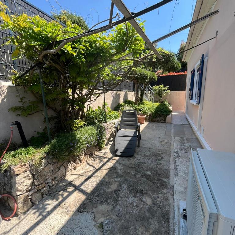 Villa au calme à Grasse avec piscine et spa privée - Villa 3 Chambres - 27