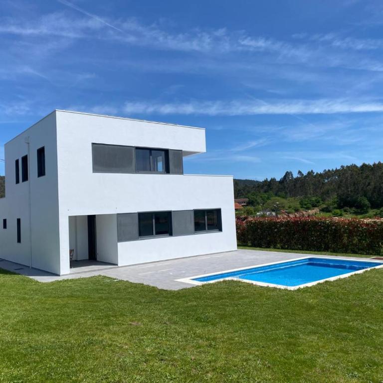 Casa Folgoso - Two-Bedroom House - 44