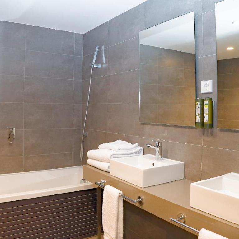 Isla Mallorca & Spa - Suite Junior con bañera de hidromasaje - 5