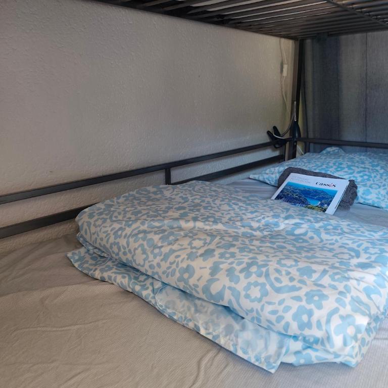 BOUTIQUE HOSTEL BY Cassis - Lit dans Dortoir Mixte de 6 Lits - 5