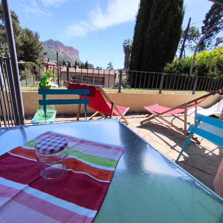 BOUTIQUE HOSTEL BY Cassis - Lit dans Dortoir Mixte de 6 Lits - 7