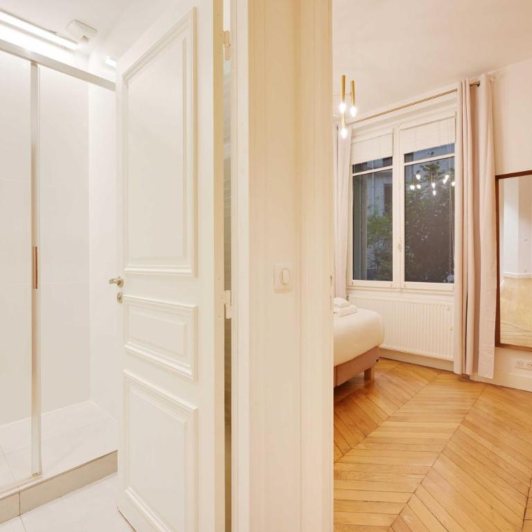 Superb apartment with terrace 2BR 4P Trocadero - Appartamento con 2 Camere da Letto - 15